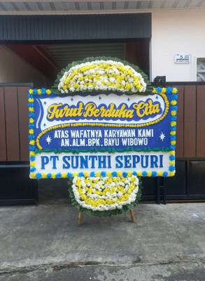 Papan Bunga Duka di Karawang