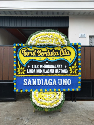 Papan Bunga Duka di Karawang